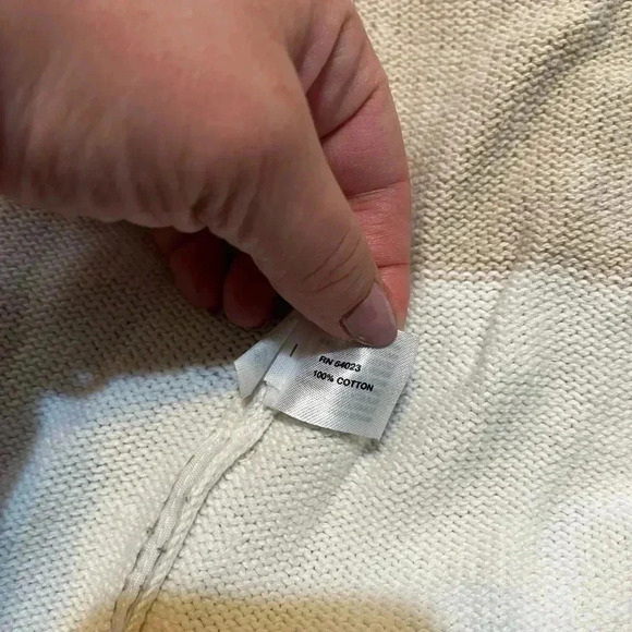 Gap Cream & Beige Striped Cardigan / Sweater- Size XS - Picture 4 of 5